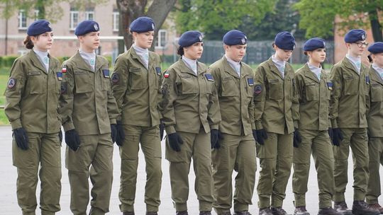 Chełm. Przegląd Musztry Klas Wojskowych [GALERIA ZDJĘĆ]