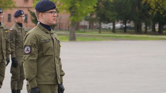 Chełm. Przegląd Musztry Klas Wojskowych [GALERIA ZDJĘĆ]