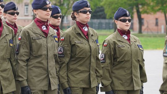 Chełm. Przegląd Musztry Klas Wojskowych [GALERIA ZDJĘĆ]