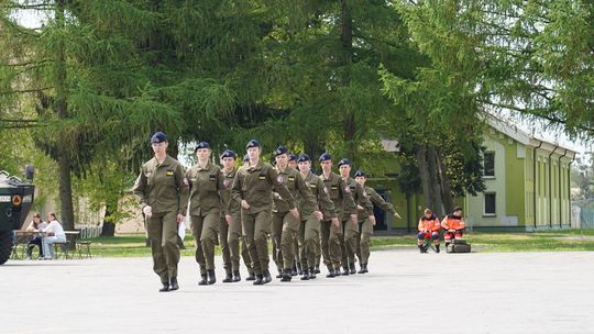 Chełm. Przegląd Musztry Klas Wojskowych [GALERIA ZDJĘĆ]