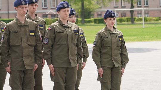 Chełm. Przegląd Musztry Klas Wojskowych [GALERIA ZDJĘĆ]