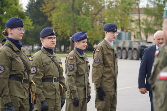 Chełm. Przegląd Musztry Klas Wojskowych [GALERIA ZDJĘĆ]