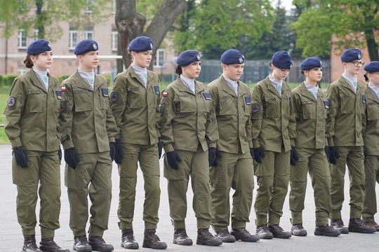 Chełm. Przegląd Musztry Klas Wojskowych [GALERIA ZDJĘĆ]