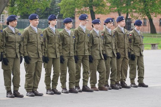 Chełm. Przegląd Musztry Klas Wojskowych [GALERIA ZDJĘĆ]