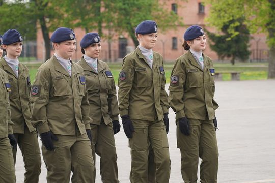 Chełm. Przegląd Musztry Klas Wojskowych [GALERIA ZDJĘĆ]