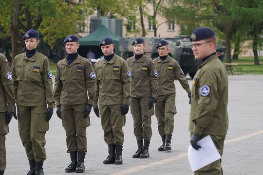Chełm. Przegląd Musztry Klas Wojskowych [GALERIA ZDJĘĆ]
