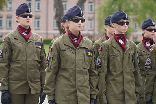 Chełm. Przegląd Musztry Klas Wojskowych [GALERIA ZDJĘĆ]