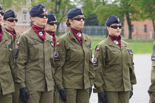 Chełm. Przegląd Musztry Klas Wojskowych [GALERIA ZDJĘĆ]