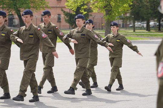 Chełm. Przegląd Musztry Klas Wojskowych [GALERIA ZDJĘĆ]