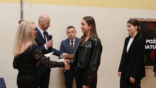 Zakończenie roku klas maturalnych Zespołu Szkół Ekonomicznych i Mundurowych w Chełmie [ZDJĘCIA]