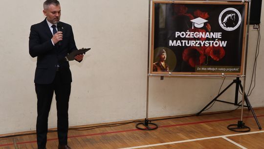 Zakończenie roku klas maturalnych Zespołu Szkół Ekonomicznych i Mundurowych w Chełmie [ZDJĘCIA]