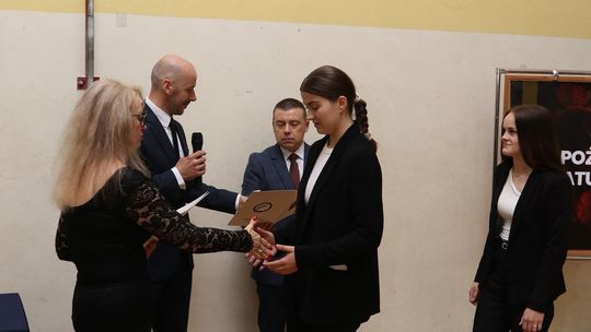 Zakończenie roku klas maturalnych Zespołu Szkół Ekonomicznych i Mundurowych w Chełmie [ZDJĘCIA]