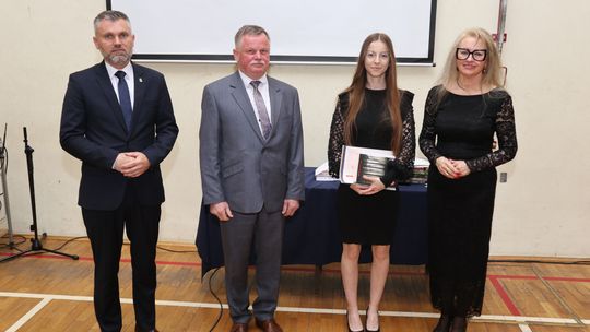 Zakończenie roku klas maturalnych Zespołu Szkół Ekonomicznych i Mundurowych w Chełmie [ZDJĘCIA]