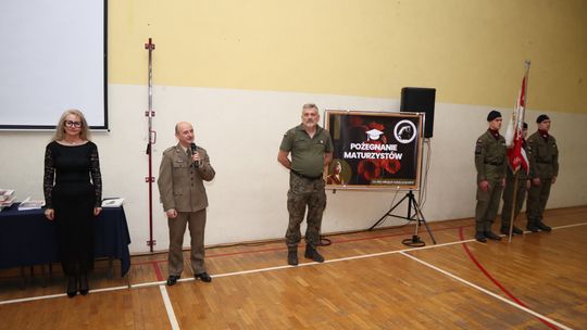 Zakończenie roku klas maturalnych Zespołu Szkół Ekonomicznych i Mundurowych w Chełmie [ZDJĘCIA]