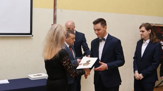 Zakończenie roku klas maturalnych Zespołu Szkół Ekonomicznych i Mundurowych w Chełmie [ZDJĘCIA]