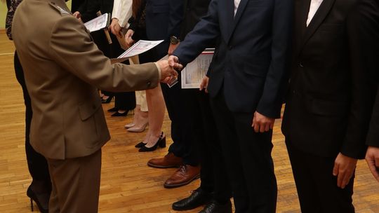 Zakończenie roku klas maturalnych Zespołu Szkół Ekonomicznych i Mundurowych w Chełmie [ZDJĘCIA]