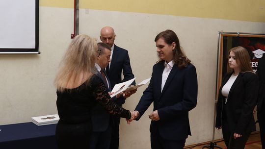 Zakończenie roku klas maturalnych Zespołu Szkół Ekonomicznych i Mundurowych w Chełmie [ZDJĘCIA]