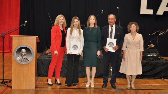 Uroczyste zakończenie roku klas maturalnych w I Liceum Ogólnokształcącym w Chełmie [GALERIA ZDJĘĆ]