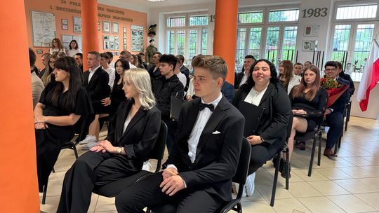 Zakończenie roku maturzystów  w Zespole Szkół Budowlanych i Geodezyjnych w Chełmie [GALERIA ZDJĘĆ]