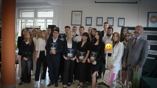 Zakończenie roku maturzystów  w Zespole Szkół Budowlanych i Geodezyjnych w Chełmie [GALERIA ZDJĘĆ]