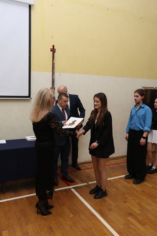 Zakończenie roku klas maturalnych Zespołu Szkół Ekonomicznych i Mundurowych w Chełmie [ZDJĘCIA]