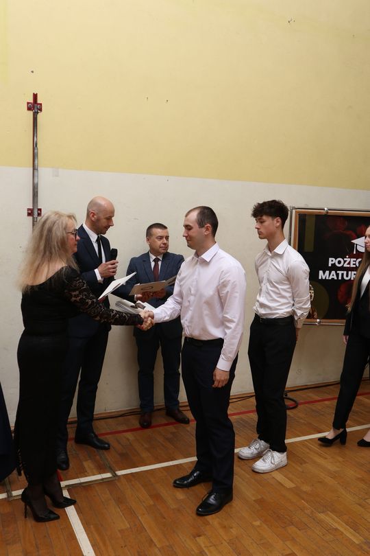 Zakończenie roku klas maturalnych Zespołu Szkół Ekonomicznych i Mundurowych w Chełmie [ZDJĘCIA]