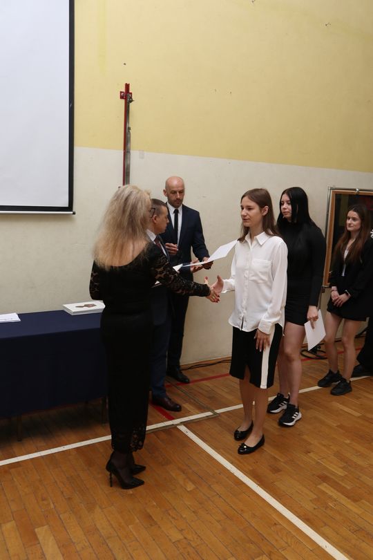 Zakończenie roku klas maturalnych Zespołu Szkół Ekonomicznych i Mundurowych w Chełmie [ZDJĘCIA]