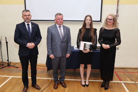 Zakończenie roku klas maturalnych Zespołu Szkół Ekonomicznych i Mundurowych w Chełmie [ZDJĘCIA]