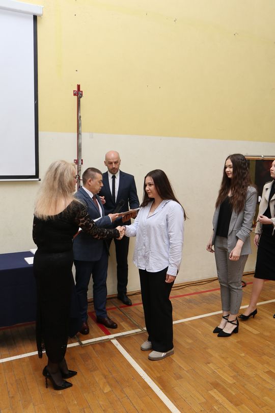 Zakończenie roku klas maturalnych Zespołu Szkół Ekonomicznych i Mundurowych w Chełmie [ZDJĘCIA]