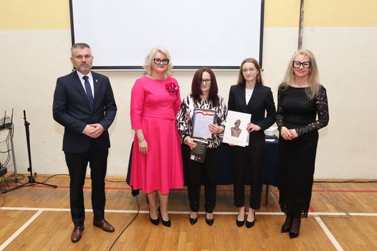 Zakończenie roku klas maturalnych Zespołu Szkół Ekonomicznych i Mundurowych w Chełmie [ZDJĘCIA]