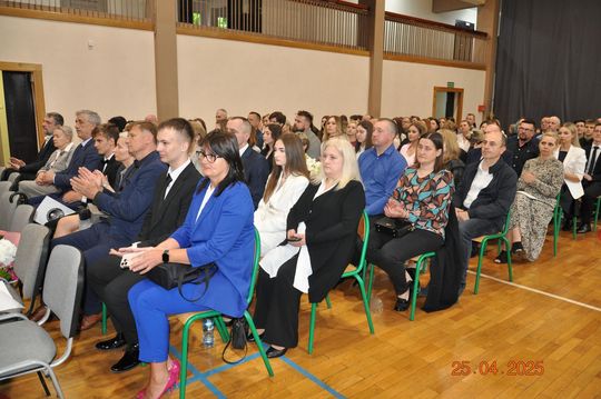 Uroczyste zakończenie roku klas maturalnych w I Liceum Ogólnokształcącym w Chełmie [GALERIA ZDJĘĆ]