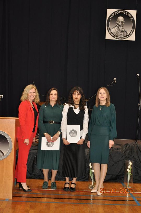 Uroczyste zakończenie roku klas maturalnych w I Liceum Ogólnokształcącym w Chełmie [GALERIA ZDJĘĆ]