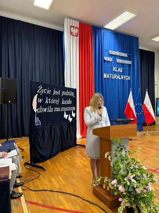 Uroczyste Pożegnanie Maturzystów 2025 w Zespole Szkół Nr 1 im. Tadeusza Kościuszki w Krasnymstawie [GALERIA ZDJĘĆ]