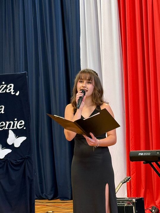 Uroczyste Pożegnanie Maturzystów 2025 w Zespole Szkół Nr 1 im. Tadeusza Kościuszki w Krasnymstawie [GALERIA ZDJĘĆ]