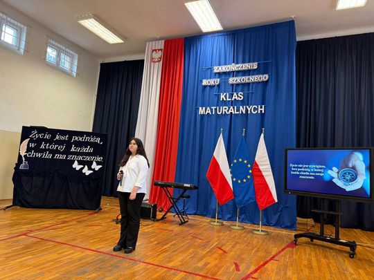 Uroczyste Pożegnanie Maturzystów 2025 w Zespole Szkół Nr 1 im. Tadeusza Kościuszki w Krasnymstawie [GALERIA ZDJĘĆ]