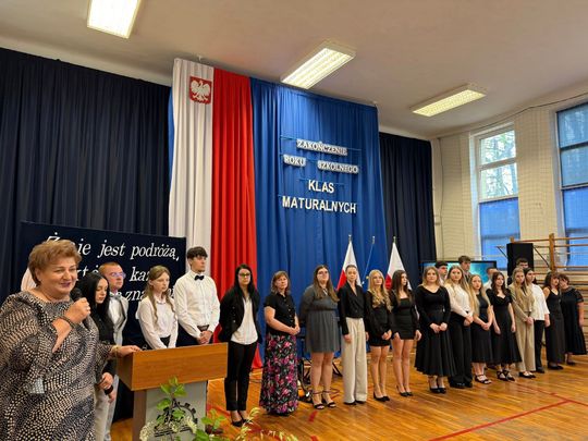 Uroczyste Pożegnanie Maturzystów 2025 w Zespole Szkół Nr 1 im. Tadeusza Kościuszki w Krasnymstawie [GALERIA ZDJĘĆ]