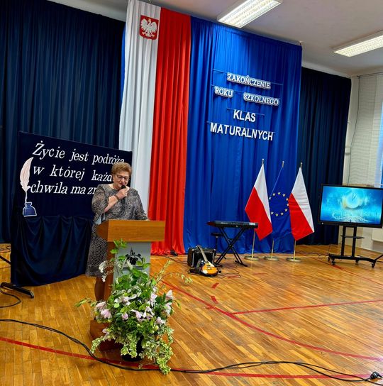 Uroczyste Pożegnanie Maturzystów 2025 w Zespole Szkół Nr 1 im. Tadeusza Kościuszki w Krasnymstawie [GALERIA ZDJĘĆ]