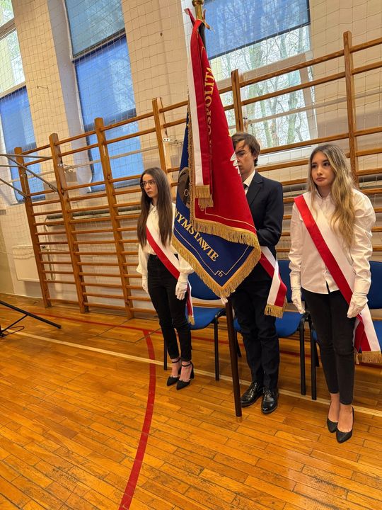 Uroczyste Pożegnanie Maturzystów 2025 w Zespole Szkół Nr 1 im. Tadeusza Kościuszki w Krasnymstawie [GALERIA ZDJĘĆ]