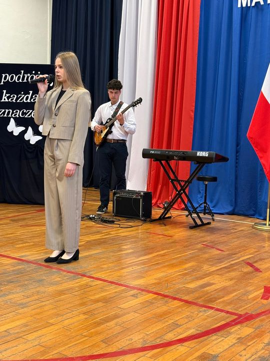 Uroczyste Pożegnanie Maturzystów 2025 w Zespole Szkół Nr 1 im. Tadeusza Kościuszki w Krasnymstawie [GALERIA ZDJĘĆ]