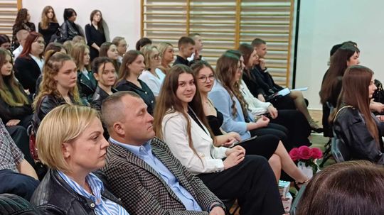 Uroczyste zakończenie roku klas czwartych w IV Liceum Ogólnokształcącym w Chełmie [GALERIA ZDJĘĆ]