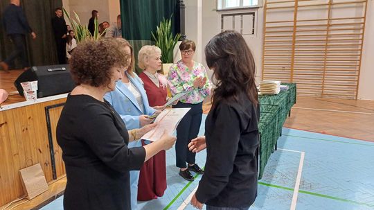 Uroczyste zakończenie roku klas czwartych w IV Liceum Ogólnokształcącym w Chełmie [GALERIA ZDJĘĆ]
