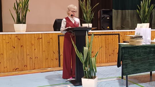 Uroczyste zakończenie roku klas czwartych w IV Liceum Ogólnokształcącym w Chełmie [GALERIA ZDJĘĆ]