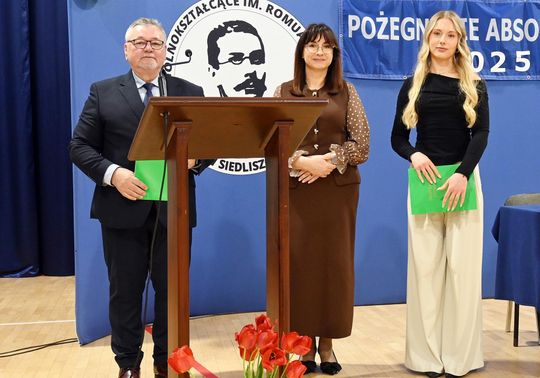 Zakończenie roku absolwentów Liceum Ogólnokształcącego w Siedliszczu [GALERIA ZDJĘĆ]