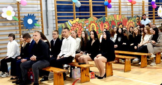 Zakończenie roku absolwentów Liceum Ogólnokształcącego w Siedliszczu [GALERIA ZDJĘĆ]