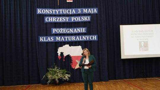 Pożegnanie maturzystów w Zespole Szkół Centrum Kształcenia Rolniczego w Okszowie [GALERIA ZDJĘĆ]