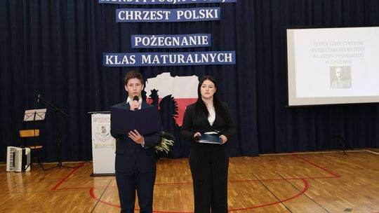 Pożegnanie maturzystów w Zespole Szkół Centrum Kształcenia Rolniczego w Okszowie [GALERIA ZDJĘĆ]