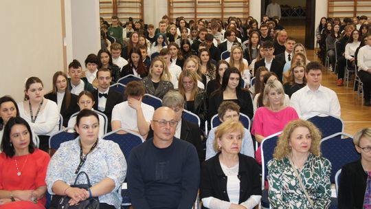 Zakończenie roku szkolnego klas maturalnych w Zespole Szkół Gastronomicznych i Hotelarskich w Chełmie [GALERIA ZDJĘĆ]