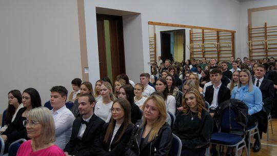 Zakończenie roku szkolnego klas maturalnych w Zespole Szkół Gastronomicznych i Hotelarskich w Chełmie [GALERIA ZDJĘĆ]