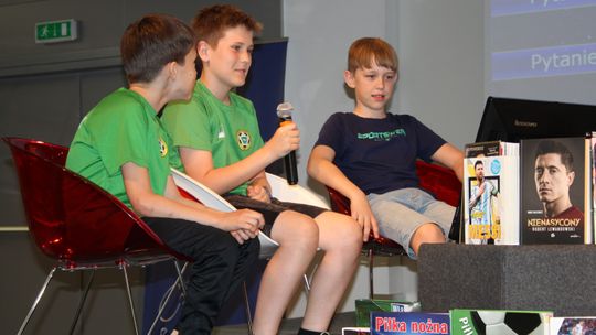 Chełm. Sportowi BIBLIONERZY znają historię piłki nożnej [GALERIA ZDJĘĆ]