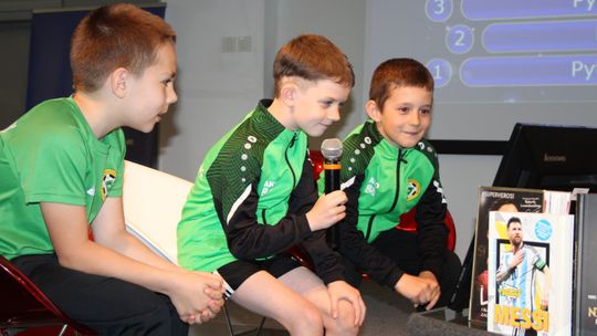 Chełm. Sportowi BIBLIONERZY znają historię piłki nożnej [GALERIA ZDJĘĆ]